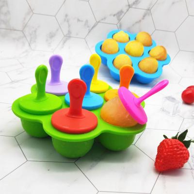 China Viable BPA-FREE Mini Silicone Popsicle Mold Maker 7 Cavity DIY Ice Pop Mold with Colorful Plastic Sticks for sale