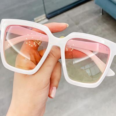 China Custom Logo 2021 Fashion Sunglasses Women Big 400 New Arrivals Plastic UV Oversized Shades Fit Retro Sunglass Trendy for sale