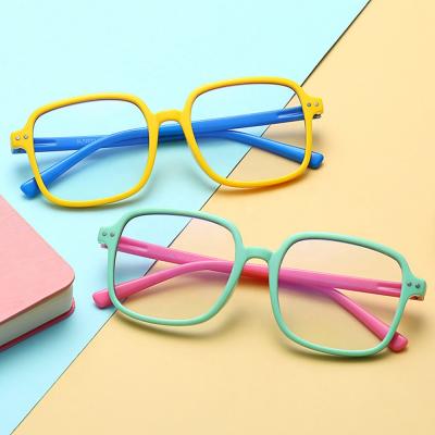 China 100% UV 400 Protection Colorful Silicone Frames Kids Blue Light Glass Anti Radiation Glasses For Kids Computer Optical Frames River for sale