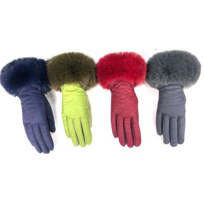 China New Fashion Winter Fashion Polyester Real Fur Plain Warm Gloves Women Soft Handfeeling Gloves for sale