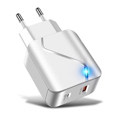 China Dual Port Type QC 3.0 QC 3.0 USB C 20W Super Charging USB Wall Mobile Phone Super Charging USB Wall Charger Charger for sale