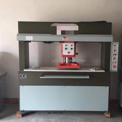 China Hat Factory LZ-28 Hydraulic Press Cloth Cutting Machine for sale