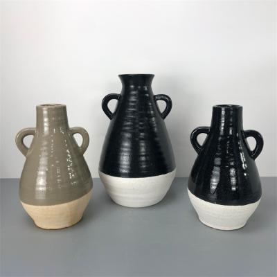 China Unique Fashionable Home Design Ceramic Flower Vase Desktop Decorative Ceramic Vases Irregular Shaped Eco-Friendly for sale