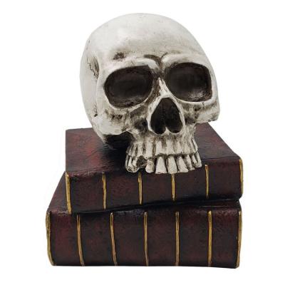 China High Quality Europe Skeleton Props Creepy Decorations Polyresin Skeleton Decoration for sale