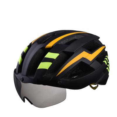 China Safety Head Protection Cycling Goggles Mountain Road Bike Helmets Sunglasses 3 Lens Magnetic Bike Helmet for sale