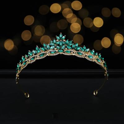 China Bride Wedding Exquisite Tiny Crown Tiny Crown Rhinestone Tiaras Alloy Leaf Crown Hair Accessories DAIMING HG02132 Bridal Set for sale