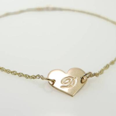 China 2022 Environmental Friendly Personalized Name Heart Bangle Bracelet Woman Stainless Steel Gold Handmade Bracelet for sale