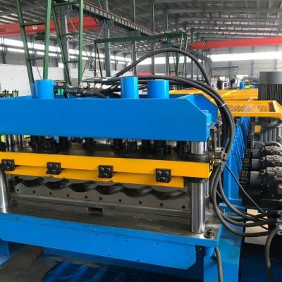 Cina 220V acciaio idraulica ad alta velocità vetrata piastrelle rotolo macchina di formazione con sistema di controllo PLC in vendita