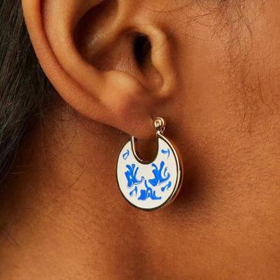 China Chinese Vintage Ethnic Ceramic Earring Fashion Blue And White Oil Porcelain Drop Dangle Earrings For Women Single Earring for sale