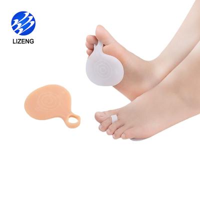 China With Hole / Or Non Original Massage Pads Silicone Forefoot Metatarsal Shoe Pads Lizeng Gel Foot Pads for sale