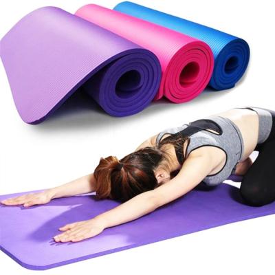 China Eco-Friendly High Density Body Building Fitness NBR Yoga Mat With Carry Strap for sale