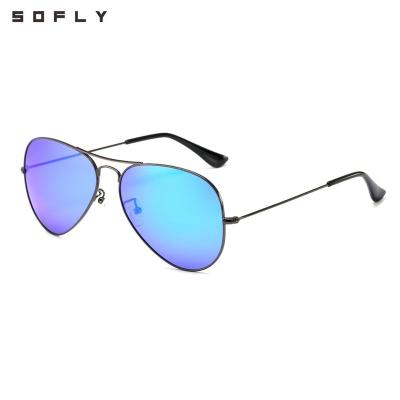 China 2022Newest Fashion Light And Flexible Gafas de sol Metal 3025 Polarized Sunglasses for sale