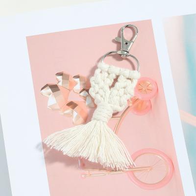 China Cotton Macrame Rope Women Handmade Fringe Key Chains For Female Wallet Female Wallet Jewelry Gifts Holiday Girls Keychain Wholesale for sale