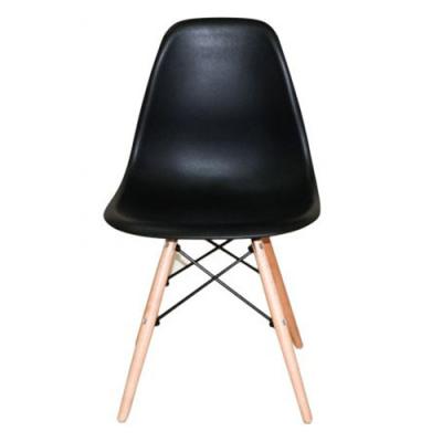 China Modern Scandinavian Design Modern Dining Sets Plastic Chair Dining Chairs With Wooden Leg Sillas Eam Lounge Chair for sale