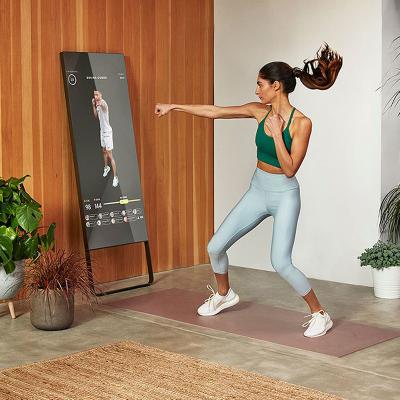 China Chinese Factory Training Reflective 32/43 Inch Touch Screen Smart Mirror Screen Home Fitness Workout Mirrors for sale