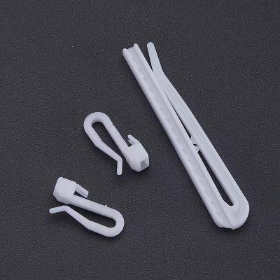 China Many Uses Fabric Factory Outlet Plastic Hook Fashion Home Curtain Accessories S Type Single Hook for sale