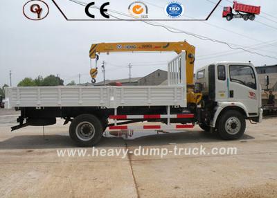 China 5T Mobile Boom Lift Truck With Crane , Special Construction Vehicle Mounted On Cargo Truck for sale