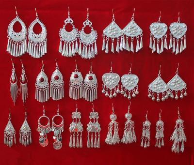 China Chinese factory miao ethnic earrings alloy plated silver daily wear earrings for sale