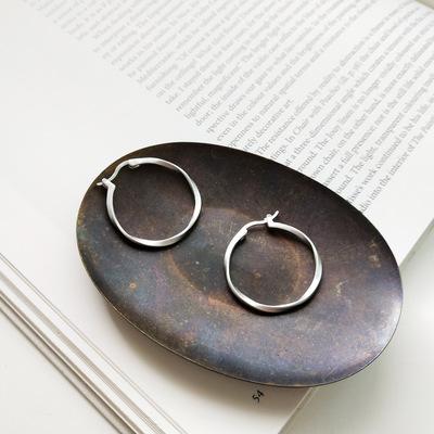 China Long Color Keeping High Quality S925 Sterling Silver Earrings Simple Circle Hoop Earrings For Women for sale