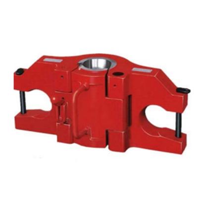 中国 API Drill Pipe Slips Oil Drilling Accessories Tools Cd Type Elevators For Handing Drill Pipe 販売のため