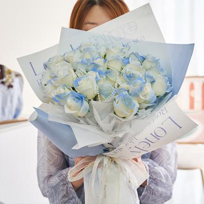 China Ammy Birthday Gift 33pcs Gradient Flower Personal Blue Bouquet Gift Box Soap Flower Wrapping Bouquets For Lover Girlfriend for sale