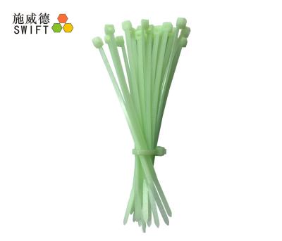 Cina Colore verde termoresistente PA66 delle fascette ferma-cavo di nylon a 4 pollici 150℃ UL94V2 di lunghezza in vendita