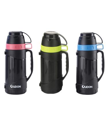 China Large Capacity Sustainable Glass Liner Insulated Vacuum Flasks Thermal Body Sport Plastic Water Bottle for sale