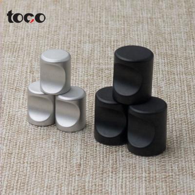 Cina toco Modern zinc alloy solid single hole cabinet drawer handle kitchen dresser wardrobe furniture classic cabinet knob in vendita