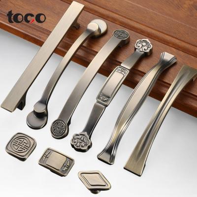 中国 toco leather bass cabinet handles silver t bar pull handles in furniture hardware kitchen handles 販売のため