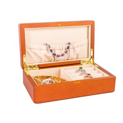 China Attractive Wholesale Personalized Premium Brand Wooden Bracelet Model Display Luxury Beautiful Wooden Necklace Stand Jewelry Box Display Case for sale