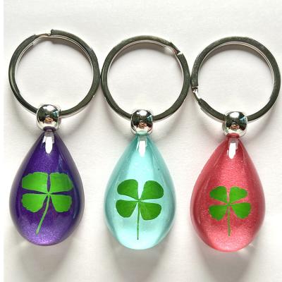 China Four Leaf Clover Muti Color Resin Key Chain Acrylic Charm Keychain New Souvenir Ivy Gift Promotional Gifts Crafts for sale