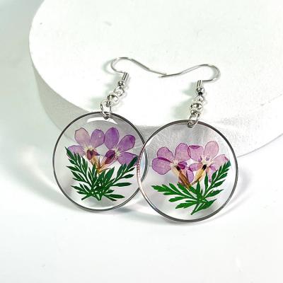 China BOHEMIA IVR Factory Acrylic Earrings With Flower In Resin Jewelry Earring Dry Flower Earring For Women for sale