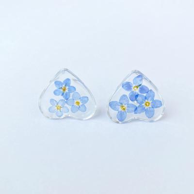 China BOHEMIA Foget I Real Flower Heart Shape Stud Earrings Not Dry Pressed Drilling Studs Resin Earrings Fashion Jewelry for sale