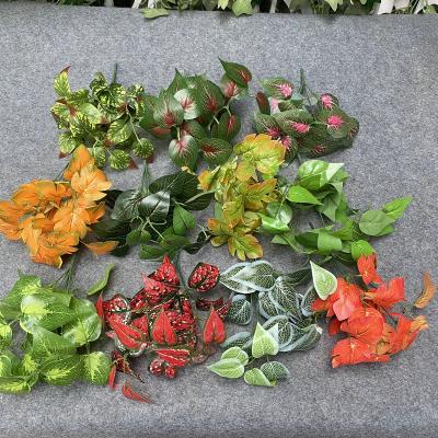 China Fake Greenery Bush Ivy Plants For Events Cheap Wholesale Plastic 7 Branch Artificial Green Tree Decoration for sale