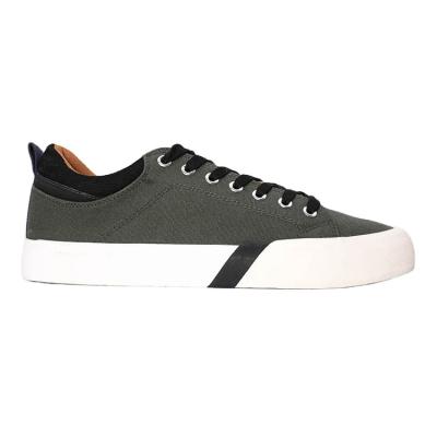 China Fashion Trend Mens Fashion Army Green Canvas Fabric With Silver Eyelets Walking Style Casual Sneakers Shoes for sale