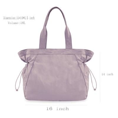 China Wholesale Fashion In New Running Fashion Large Capacity Waterproof Nylon Women Travel Tote Causal Handbag for sale