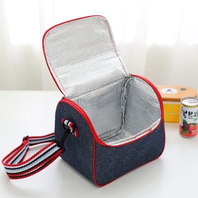 China Waterproof Custom Promotional Lunch Bag Jeans Blue Insulated Cooler Lunch Box Cooler Bag With Woven Strap for sale