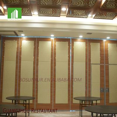 China Modern Folding Partition Wall Plastic for sale