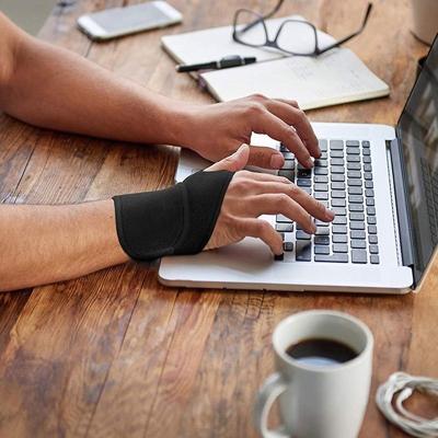 China Adjustable Elasticity Breathable Custom Adjustable Wrist Rest Correcting Wrist and Thumb Splint Fracture Stabilizer for sale