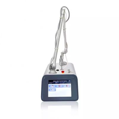 China DPL Portable Stretch-Marke Laser-Maschine 10600nm RF-Röhre Co2 Fraktionslaser für Narbenentfernung und Vagina-Einschränkung zu verkaufen