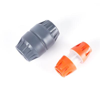 China PP Compression Plug Fittings Straight Pipes Cable Round Tubing Connector With Rubber Gasket for sale