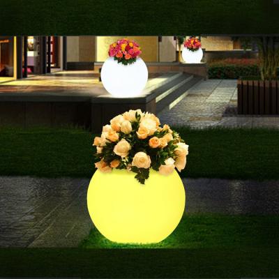 China Rechargeable Plastic Led Flower Planter Frosted Finishing zu verkaufen