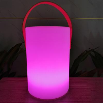 Chine Lampe de jardin décorative portable 16 couleurs changeantes 3500K CCT à vendre