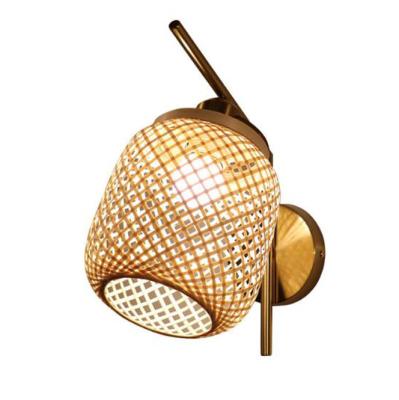 Cina Luci da parete di rotino fatte a mano, 3500K Wicker Rattan Lamp Controllo interruttore in vendita