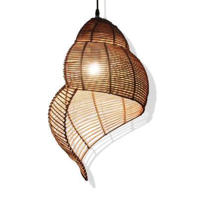 Chine Southeast Asia field snail design rattan chandelier pendant lamp à vendre