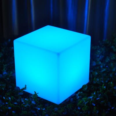 China plastic glowing cube stool led cube chair for event rental Te koop