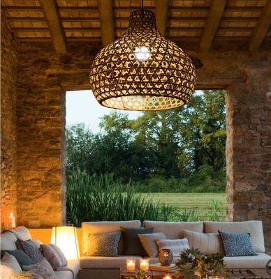 China Wabi-Sabi Rattan Lámpara de luces de arte lámparas de ratan tejido a mano Latern para jardín en venta