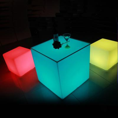 China Plastic verlichten ruimte LED kubus licht Perfecte verlichtingsoplossing Te koop