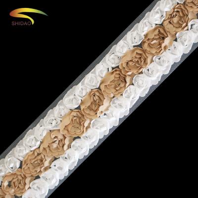 China New Design Embroidery Lace Trim Sustainable Elegant Polyester 3d Flower Decorative Lace Trimming for sale