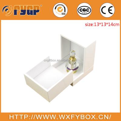 China Recyclable White&Black Wooden Perfume Box Packaging Wing Desgin for sale